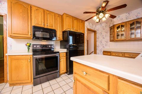 Tiny photo for 5014 Avondale St, Duluth, MN 55804 (MLS # 6125531)