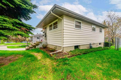 Tiny photo for 5014 Avondale St, Duluth, MN 55804 (MLS # 6125531)