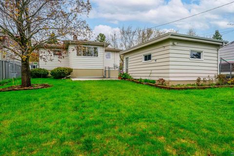 Tiny photo for 5014 Avondale St, Duluth, MN 55804 (MLS # 6125531)