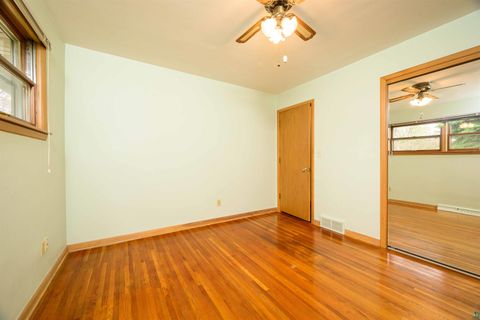 Tiny photo for 5014 Avondale St, Duluth, MN 55804 (MLS # 6125531)