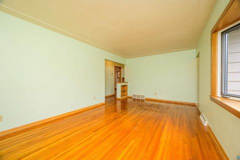 Tiny photo for 5014 Avondale St, Duluth, MN 55804 (MLS # 6125531)