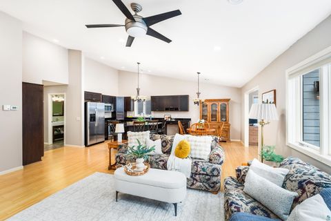 Tiny photo for 1113 Butternut Ave #1113, Duluth, MN 55811 (MLS # 6124544)