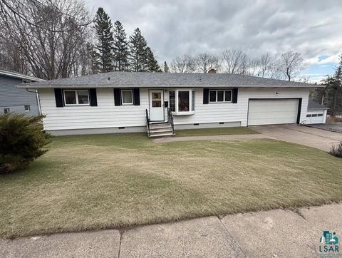Photo of 104 St. Paul Ave, Duluth, MN 55803 (MLS # 6124881)