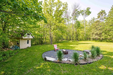 Tiny photo for 540 W Redwing St, Duluth, MN 55803 (MLS # 6124332)