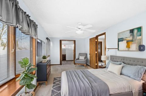 Tiny photo for 540 W Redwing St, Duluth, MN 55803 (MLS # 6124332)