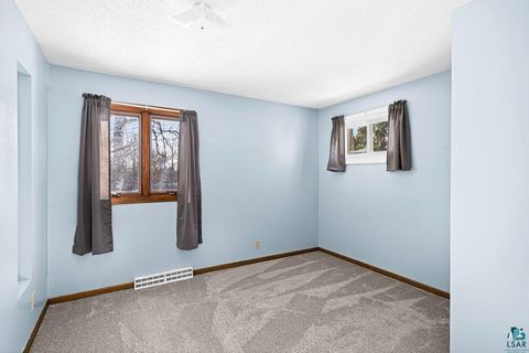 Tiny photo for 540 W Redwing St, Duluth, MN 55803 (MLS # 6124332)