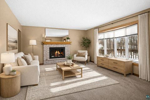 Tiny photo for 540 W Redwing St, Duluth, MN 55803 (MLS # 6124332)