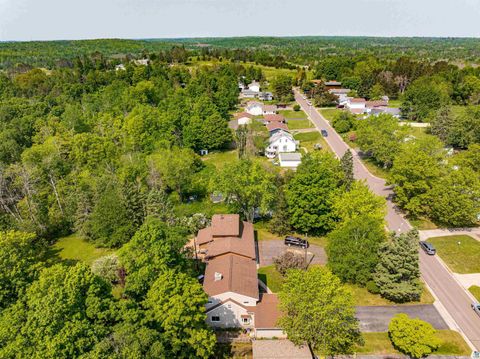 Tiny photo for 540 W Redwing St, Duluth, MN 55803 (MLS # 6124332)