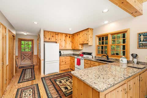 Tiny photo for 125 Voyageurs Point Rd, Grand Marais, MN 55604 (MLS # 6126305)
