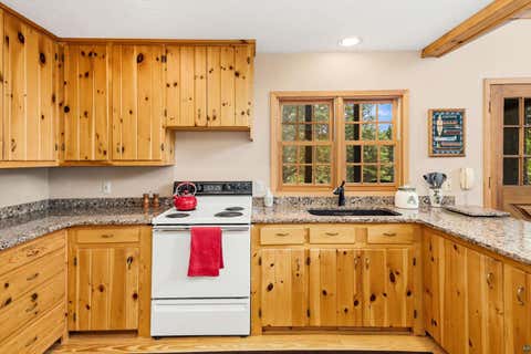 Tiny photo for 125 Voyageurs Point Rd, Grand Marais, MN 55604 (MLS # 6126305)