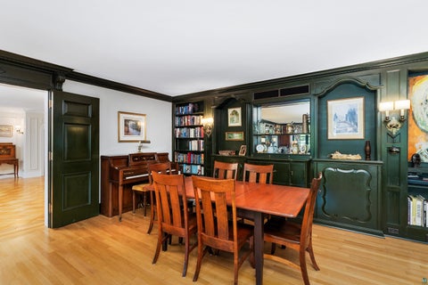Tiny photo for 415 N Hawthorne Rd, Duluth, MN 55812 (MLS # 6126740)