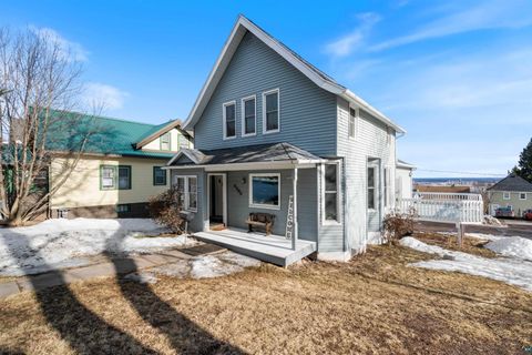 Photo of 2218 W 11th St, Duluth, MN 55806 (MLS # 6123982)