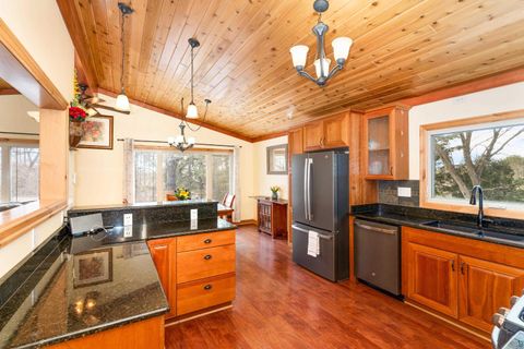 Tiny photo for 2 Northfield St, Duluth, MN 55803 (MLS # 6124188)