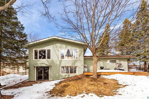 Tiny photo for 2 Northfield St, Duluth, MN 55803 (MLS # 6124188)