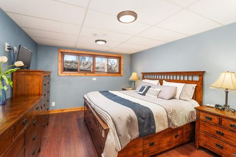 Tiny photo for 2 Northfield St, Duluth, MN 55803 (MLS # 6124188)