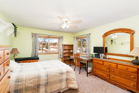 Tiny photo for 2 Northfield St, Duluth, MN 55803 (MLS # 6124188)