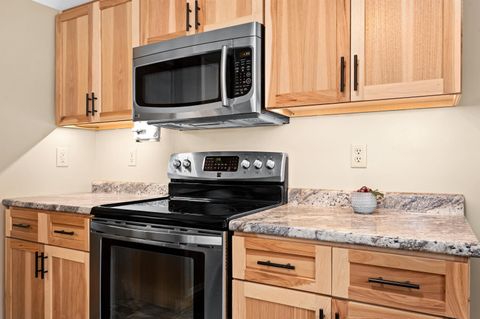 Tiny photo for 6223 Petre St, Duluth, MN 55807 (MLS # 6123296)