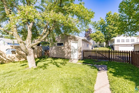 Tiny photo for 4611 W 6th St, Duluth, MN 55807 (MLS # 6126237)