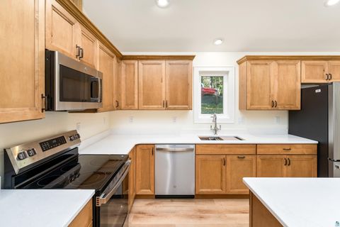 Tiny photo for 1804 Rice Lake Rd, Duluth, MN 55811 (MLS # 6125147)