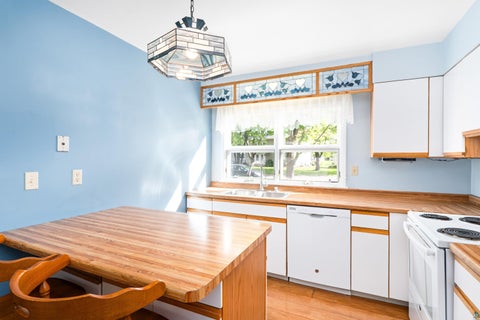 Tiny photo for 407 Kelly Cr CIR #407, Duluth, MN 55811 (MLS # 6128004)