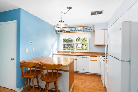 Tiny photo for 407 Kelly Cr CIR #407, Duluth, MN 55811 (MLS # 6128004)