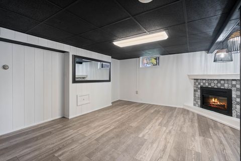 Tiny photo for 4814 Peabody St, Duluth, MN 55804 (MLS # 6122687)