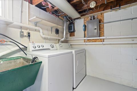 Tiny photo for 4814 Peabody St, Duluth, MN 55804 (MLS # 6122687)