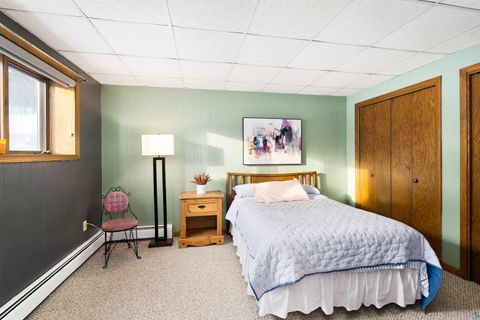 Tiny photo for 35 W Ideal St, Duluth, MN 55811 (MLS # 6123877)