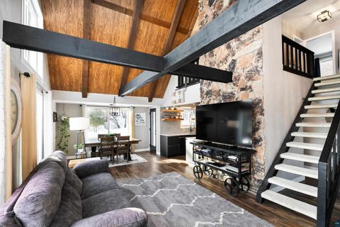 Tiny photo for 35 W Ideal St, Duluth, MN 55811 (MLS # 6123877)