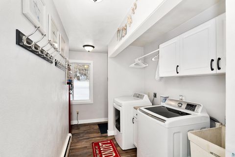 Tiny photo for 35 W Ideal St, Duluth, MN 55811 (MLS # 6123877)