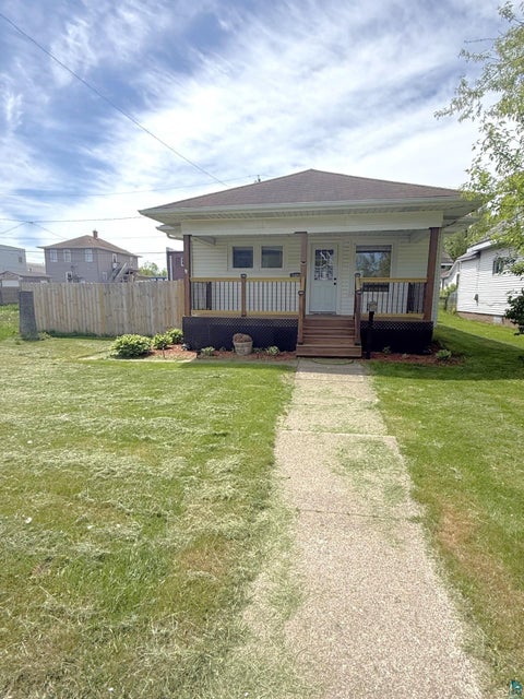 Photo of 1420 Ave C, Cloquet, MN 55720 (MLS # 6125725)