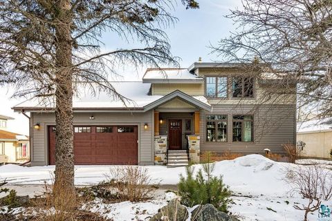 Photo of 5220 London Rd, Duluth, MN 55804 (MLS # 6124152)