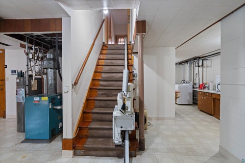 Tiny photo for 2016 E 3rd St, Duluth, MN 55812 (MLS # 6127074)