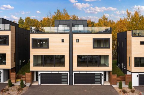 Photo of 3723 London Rd #11, Duluth, MN 55804 (MLS # 6125197)