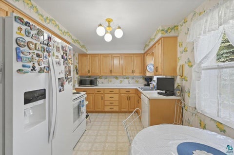 Tiny photo for 3801 E 4th St, Duluth, MN 55804 (MLS # 6126196)