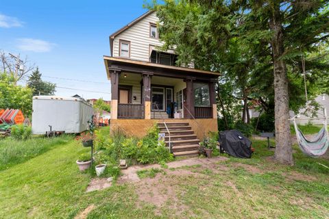 Photo of 2409 W 3rd St, Duluth, MN 55806 (MLS # 6122836)