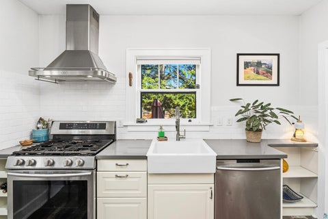 Tiny photo for 1520 N 9th Ave E, Duluth, MN 55805 (MLS # 6128011)