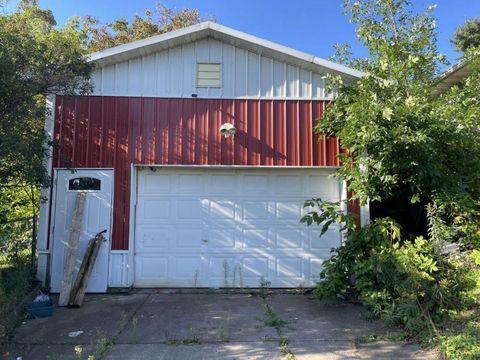 Tiny photo for 3907 W 5th St, Duluth, MN 55807 (MLS # 6122724)