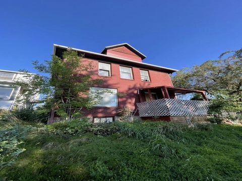 Photo of 3907 W 5th St, Duluth, MN 55807 (MLS # 6122724)