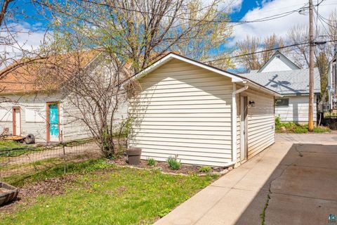 Tiny photo for 203 3rd St S St, Virginia, MN 55792 (MLS # 6124257)