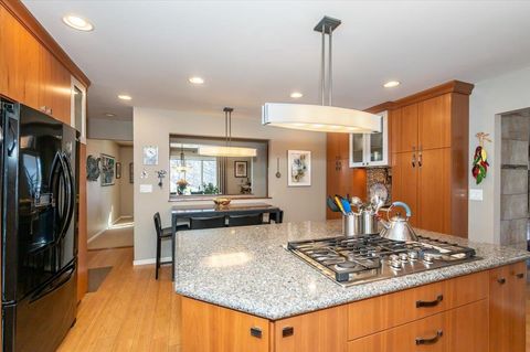 Tiny photo for 907 Mellwood Ave, Duluth, MN 55804 (MLS # 6123703)