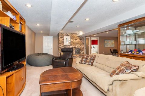 Tiny photo for 907 Mellwood Ave, Duluth, MN 55804 (MLS # 6123703)