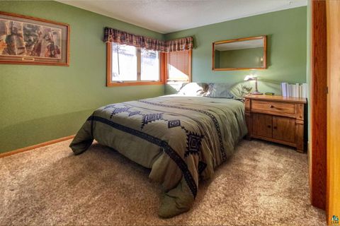 Tiny photo for 817 Maple Bend Dr, Duluth, MN 55811 (MLS # 6123967)