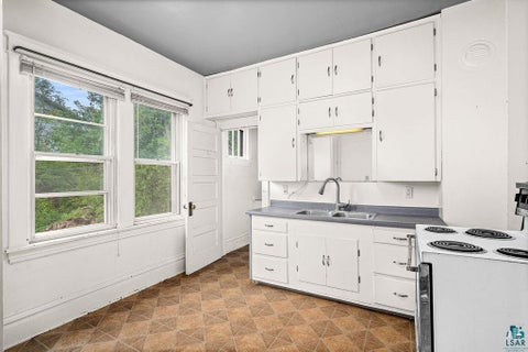 Tiny photo for 421 N 11th Ave W Ave, Duluth, MN 55806 (MLS # 6127539)