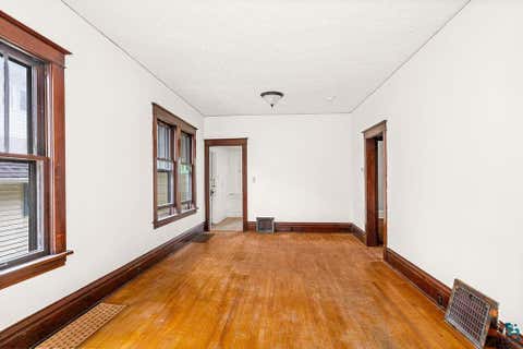 Tiny photo for 421 N 11th Ave W Ave, Duluth, MN 55806 (MLS # 6127539)