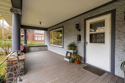 Tiny photo for 1832 E 3rd St, Duluth, MN 55812 (MLS # 6122615)