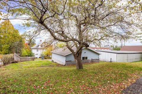 Tiny photo for 1832 E 3rd St, Duluth, MN 55812 (MLS # 6122615)