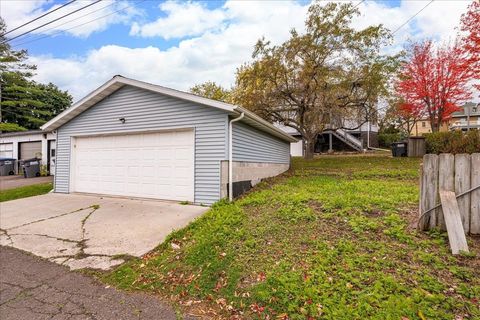 Tiny photo for 1832 E 3rd St, Duluth, MN 55812 (MLS # 6122615)