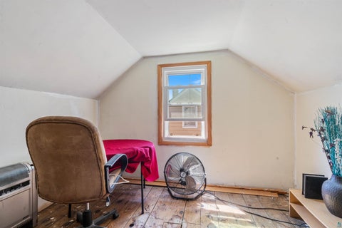 Tiny photo for 28 N 66th Ave W Ave, Duluth, MN 55807 (MLS # 6128372)