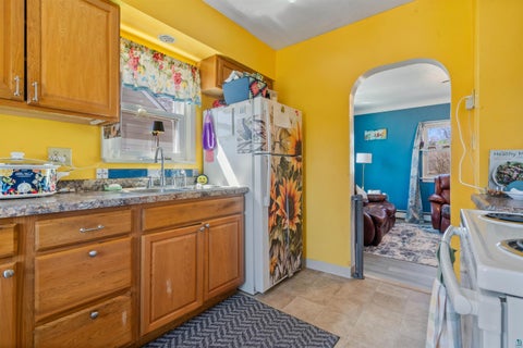 Tiny photo for 28 N 66th Ave W Ave, Duluth, MN 55807 (MLS # 6128372)